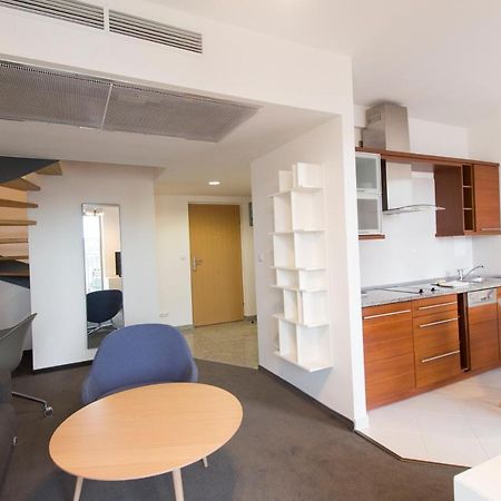 Happy Estate Apartments - Trakt Kupiecki ヴロツワフ エクステリア 写真