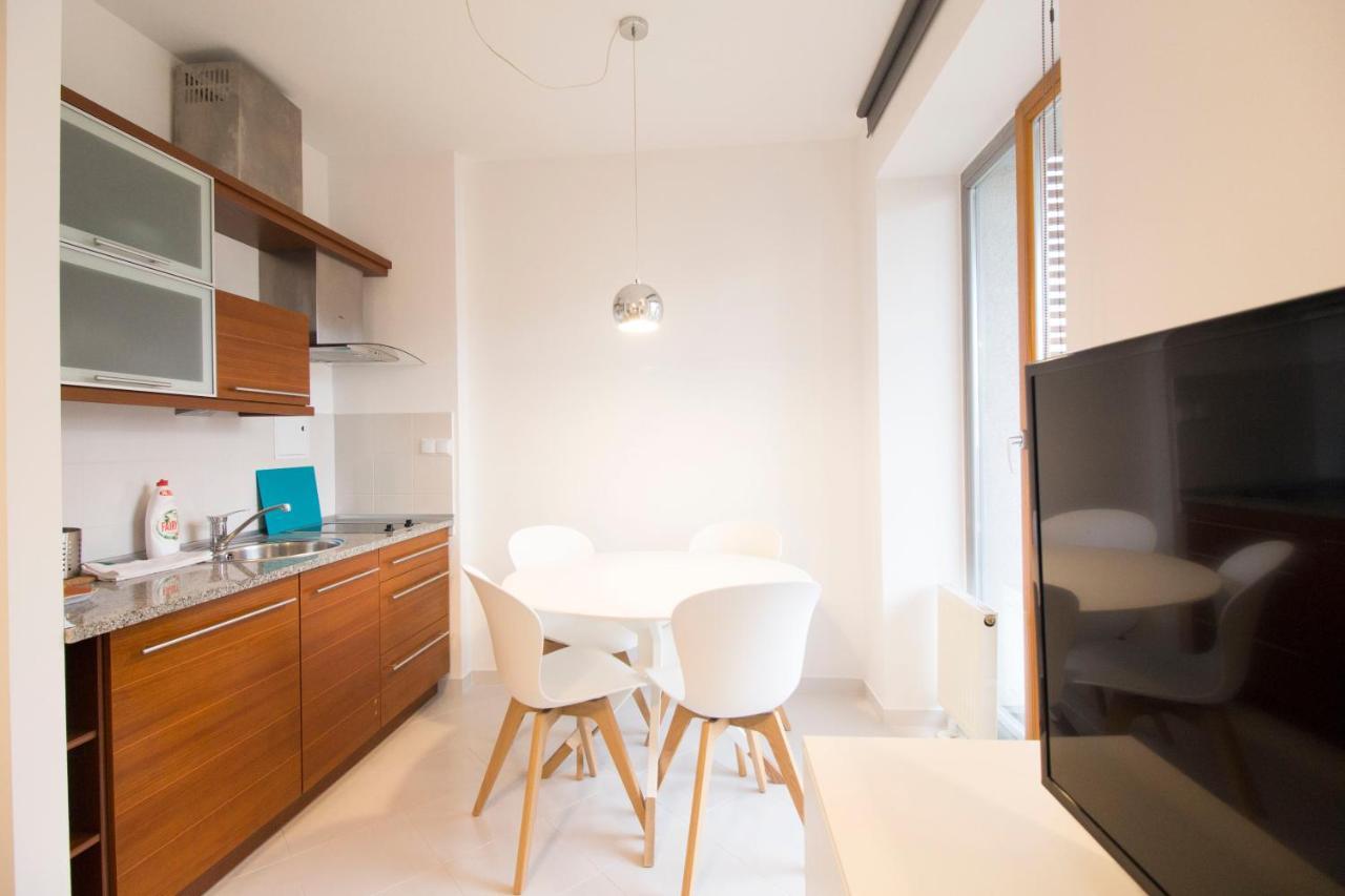 Happy Estate Apartments - Trakt Kupiecki ヴロツワフ エクステリア 写真