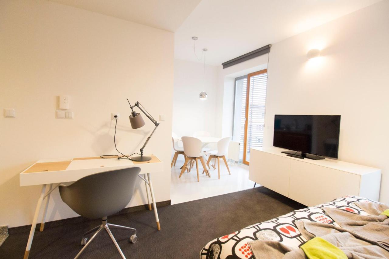 Happy Estate Apartments - Trakt Kupiecki ヴロツワフ エクステリア 写真