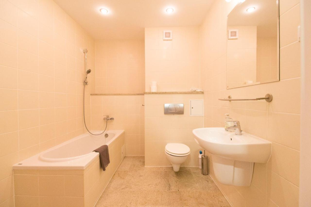 Happy Estate Apartments - Trakt Kupiecki ヴロツワフ エクステリア 写真