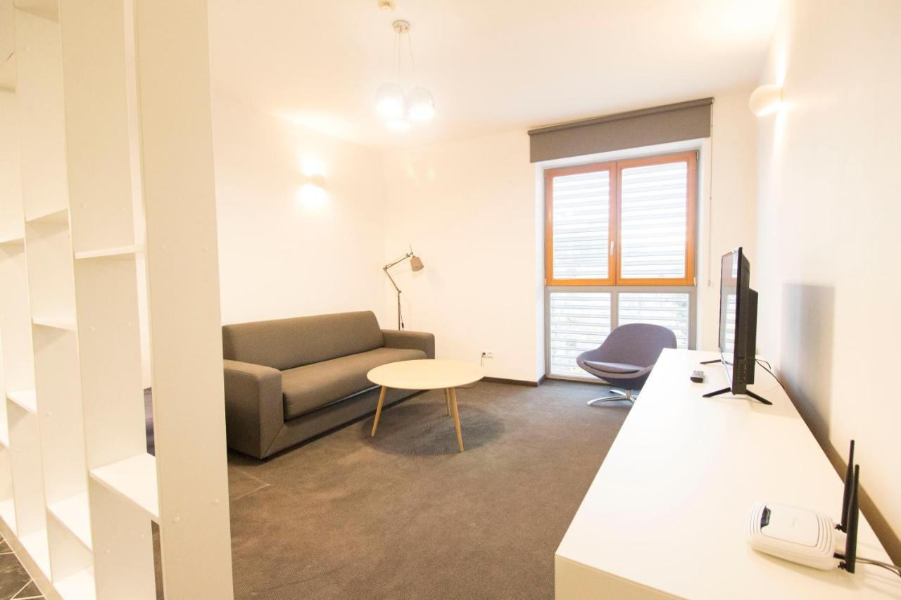 Happy Estate Apartments - Trakt Kupiecki ヴロツワフ エクステリア 写真
