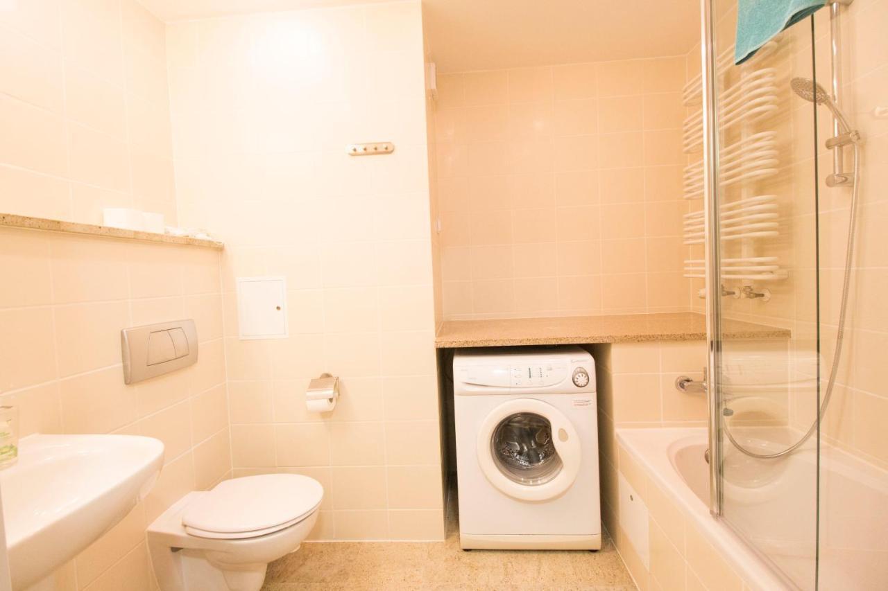 Happy Estate Apartments - Trakt Kupiecki ヴロツワフ エクステリア 写真