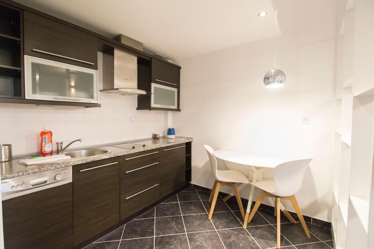 Happy Estate Apartments - Trakt Kupiecki ヴロツワフ エクステリア 写真