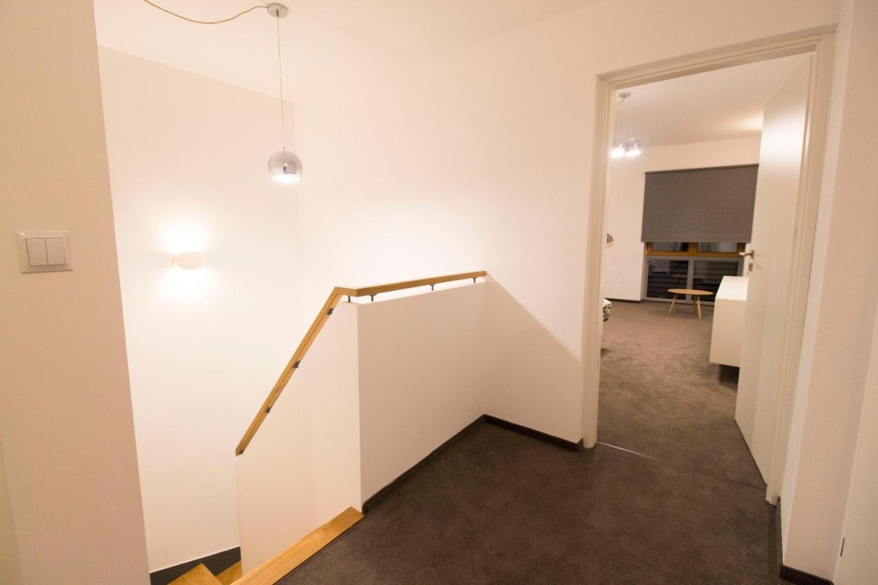 Happy Estate Apartments - Trakt Kupiecki ヴロツワフ エクステリア 写真